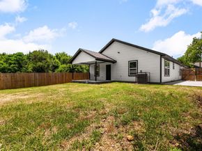 1105  Freeman Street , Fort Worth Texas 76104