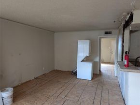 3604  Parkridge Drive  111, Dallas Texas 75234