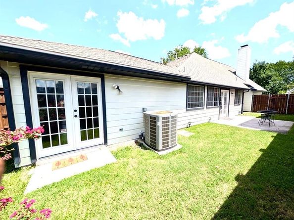 309  Red River Trail , Irving Texas 75063