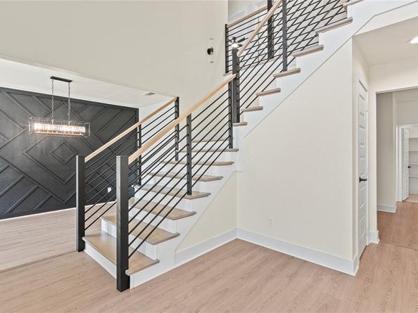 1639  Chapman Street , Cedar Hill Texas 75104