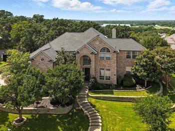 809  Greenvalley Lane 