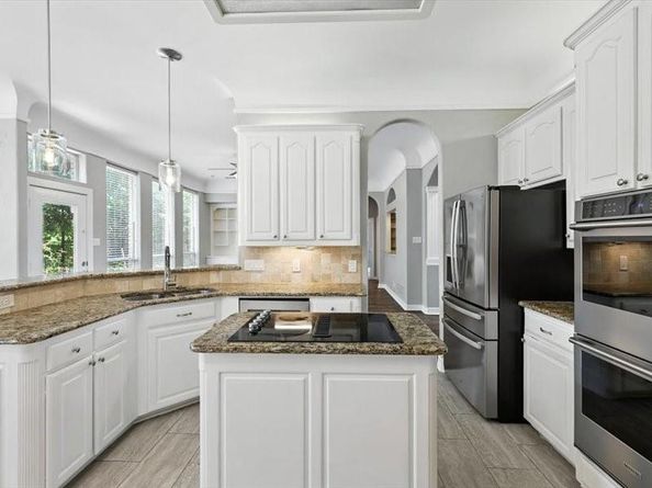 809  Greenvalley Lane , Highland Village Texas 75077