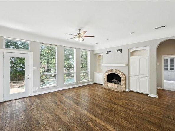 809  Greenvalley Lane , Highland Village Texas 75077