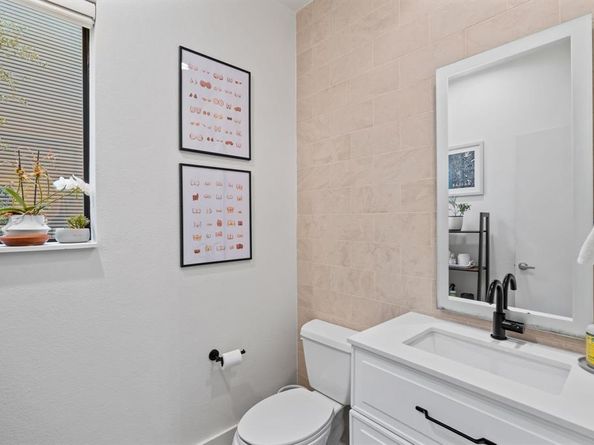 4111  Newton Avenue  2, Dallas Texas 75219