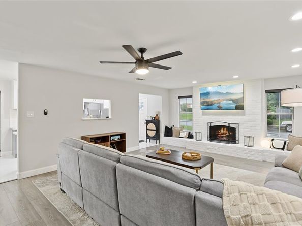 348  Thompson Street , Fort Worth Texas 76134