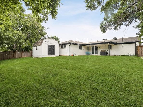 348  Thompson Street , Fort Worth Texas 76134