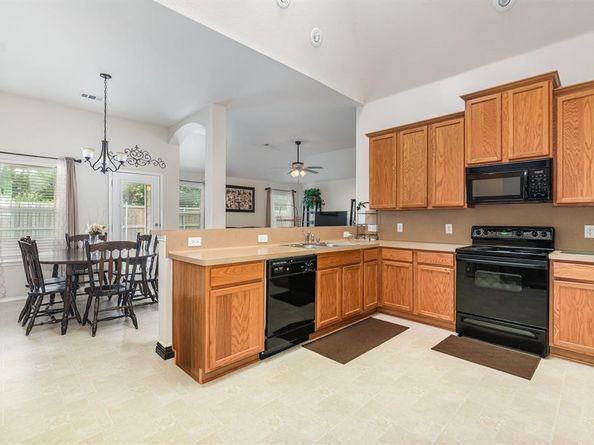 1232  Morning Dove  , Aubrey Texas 76227