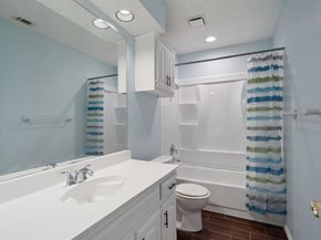 710  Cimarron Trail , Irving Texas 75063