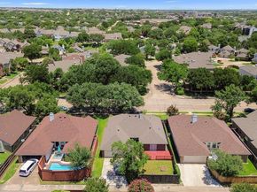 710  Cimarron Trail , Irving Texas 75063