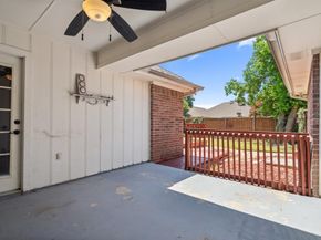 710  Cimarron Trail , Irving Texas 75063