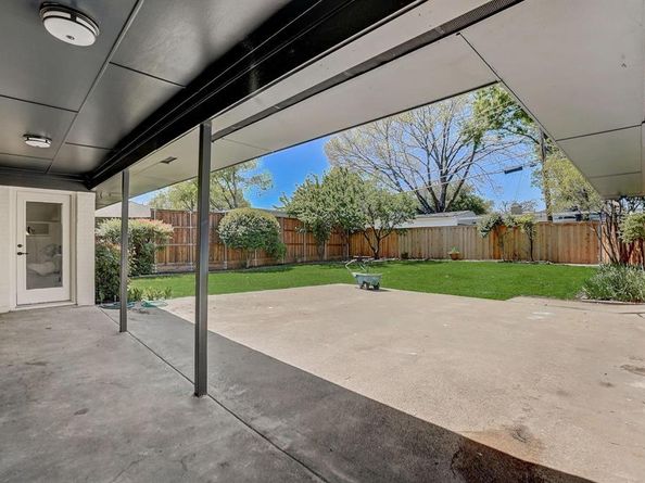 3040  Ponder Place , Dallas Texas 75229