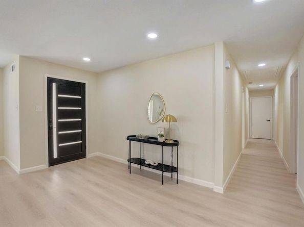 3040  Ponder Place , Dallas Texas 75229