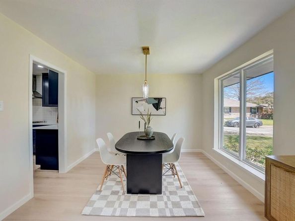 3040  Ponder Place , Dallas Texas 75229