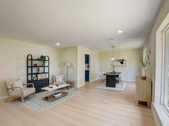 3040  Ponder Place , Dallas Texas 75229