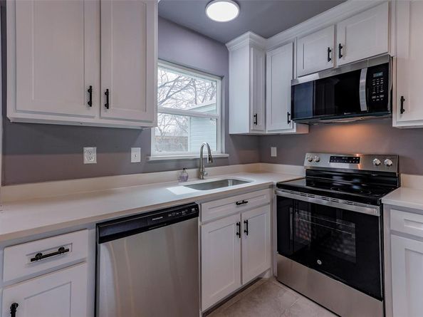 335  Highland Drive , Arlington Texas 76010
