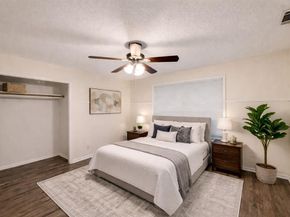 2806 E Atoll Drive , Dallas Texas 75216