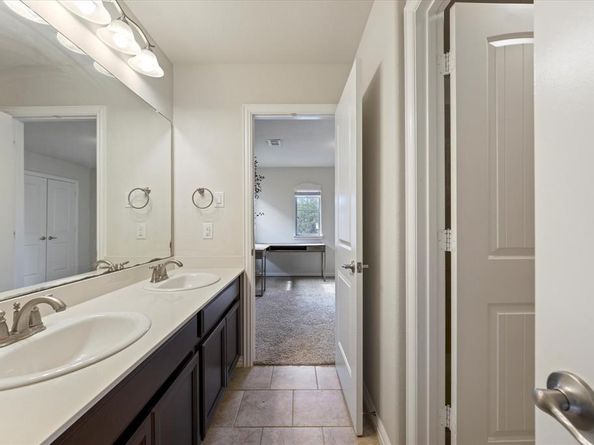 1204  Sioux Street , Carrollton Texas 75010