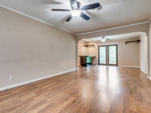 11049  Paddock Circle , Dallas Texas 75238