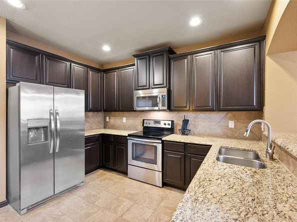 6928  Carrington Lane , Fort Worth Texas 76137