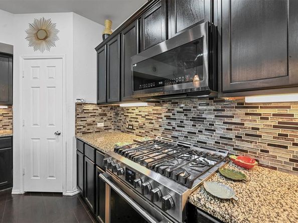 4424  Dashland Drive , Celina Texas 75009