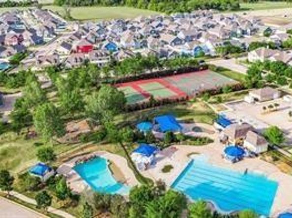 9105  Waterman Drive , Aubrey Texas 76227