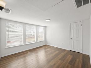 1716  5th Avenue , Fort Worth Texas 76110