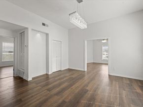 1716  5th Avenue , Fort Worth Texas 76110