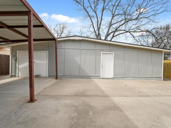 1716  5th Avenue , Fort Worth Texas 76110