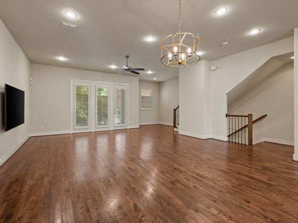 4211  Rawlins Street  733, Dallas Texas 75219