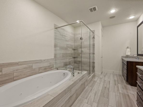 4211  Rawlins Street  733, Dallas Texas 75219
