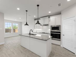 670  Sandiford  , Mansfield Texas 76063