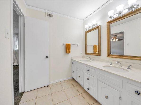 3020  Stonehenge Lane , Carrollton Texas 75006