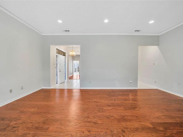 3020  Stonehenge Lane , Carrollton Texas 75006