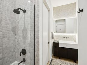 3229  Lee Street , Dallas Texas 75205