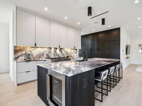 3229  Lee Street , Dallas Texas 75205