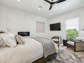 3229  Lee Street , Dallas Texas 75205