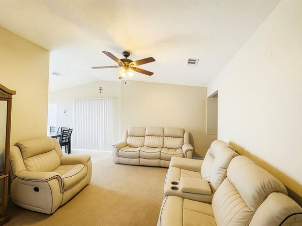 9601  Glengreen Drive , Dallas Texas 75217
