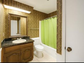 9601  Glengreen Drive , Dallas Texas 75217