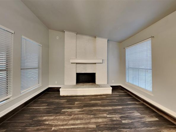 1711  Chesterfield Drive , Carrollton Texas 75007