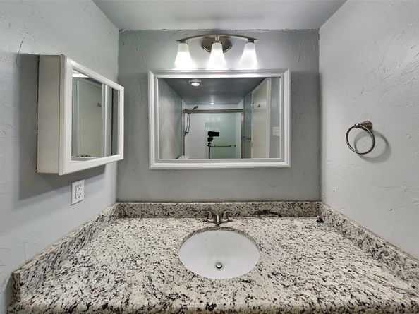 1711  Chesterfield Drive , Carrollton Texas 75007