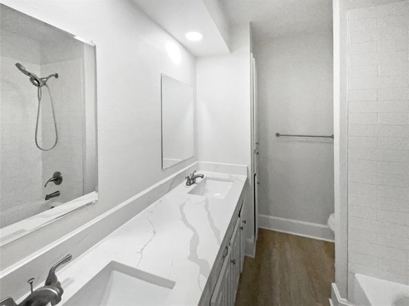 3614  Queenswood Lane , Garland Texas 75040