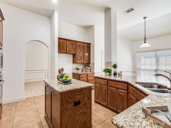 11825  Balta Drive , Fort Worth Texas 76244