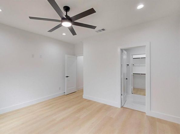 4519  Wahoo Street , Dallas Texas 75210