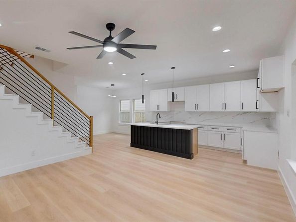 4519  Wahoo Street , Dallas Texas 75210