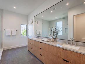 7115  Casa Loma Avenue , Dallas Texas 75214