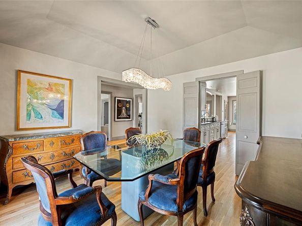 3878  Duchess Trail , Dallas Texas 75229