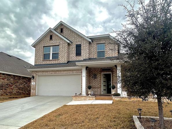 1900  Highlander Court , Fort Worth Texas 76120