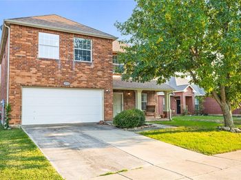 1916  Bradford Pear Drive 