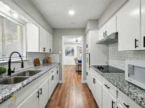 214 W Dorris Drive , Grand Prairie Texas 75051