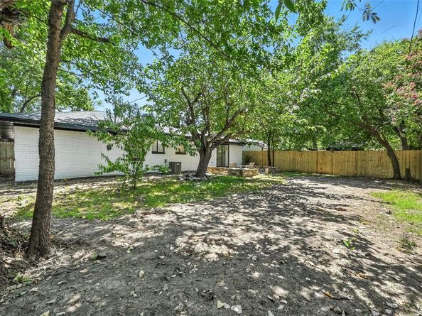 214 W Dorris Drive , Grand Prairie Texas 75051